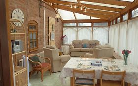 Comfortable Cottage With Wifi Close To Stratford On Avon And The Cotswolds